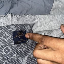 Men’s Louis Vuitton Scarf