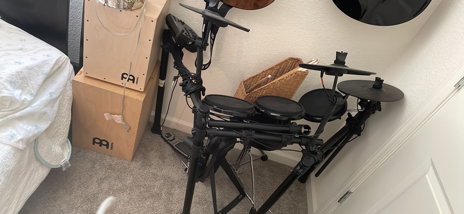 Alesis Electric Drum Set