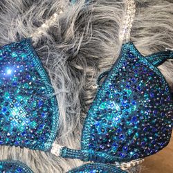 Competiton BIKINI suit Small