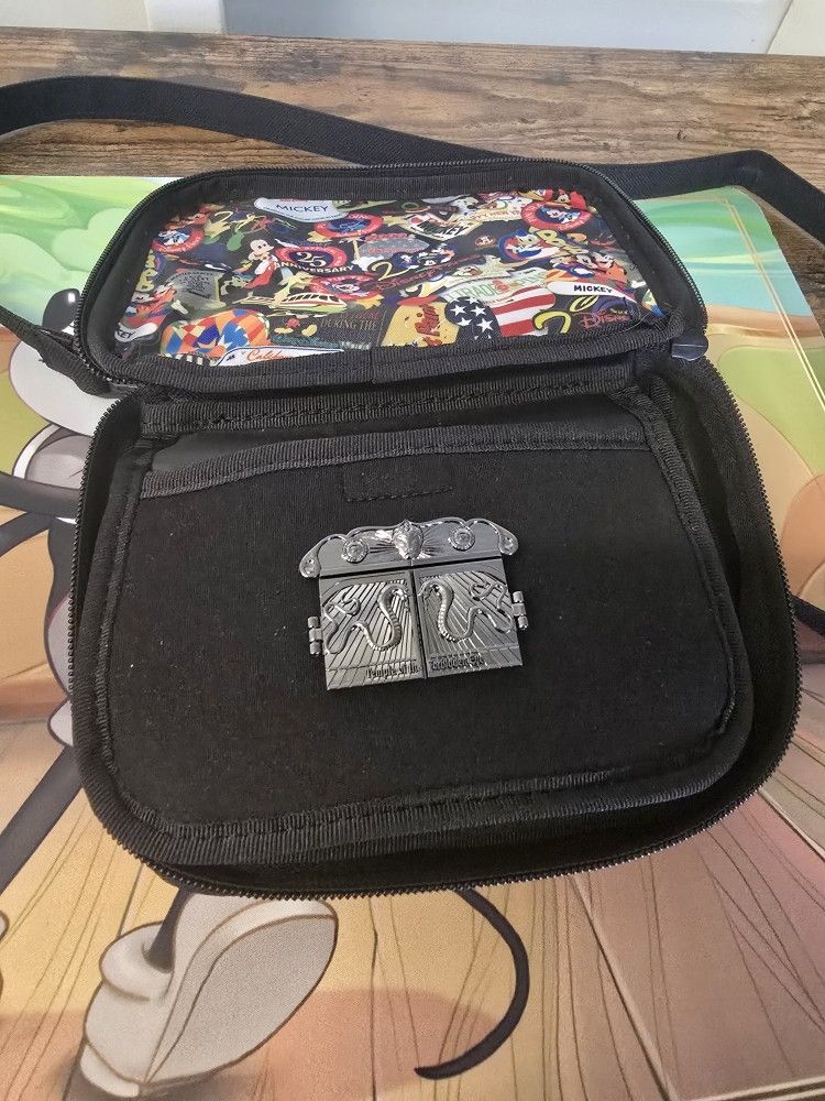 Disney Parks Pins