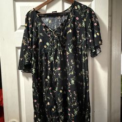 Black Dress With Flowers 