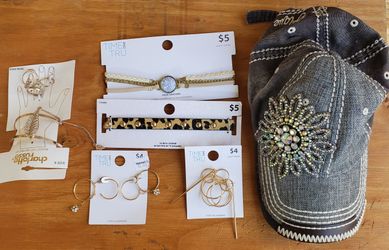 Jewelry & accessories