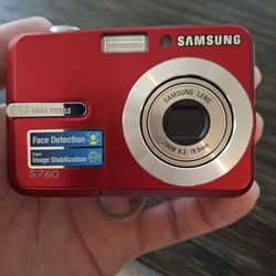 Samsung S760 Camera