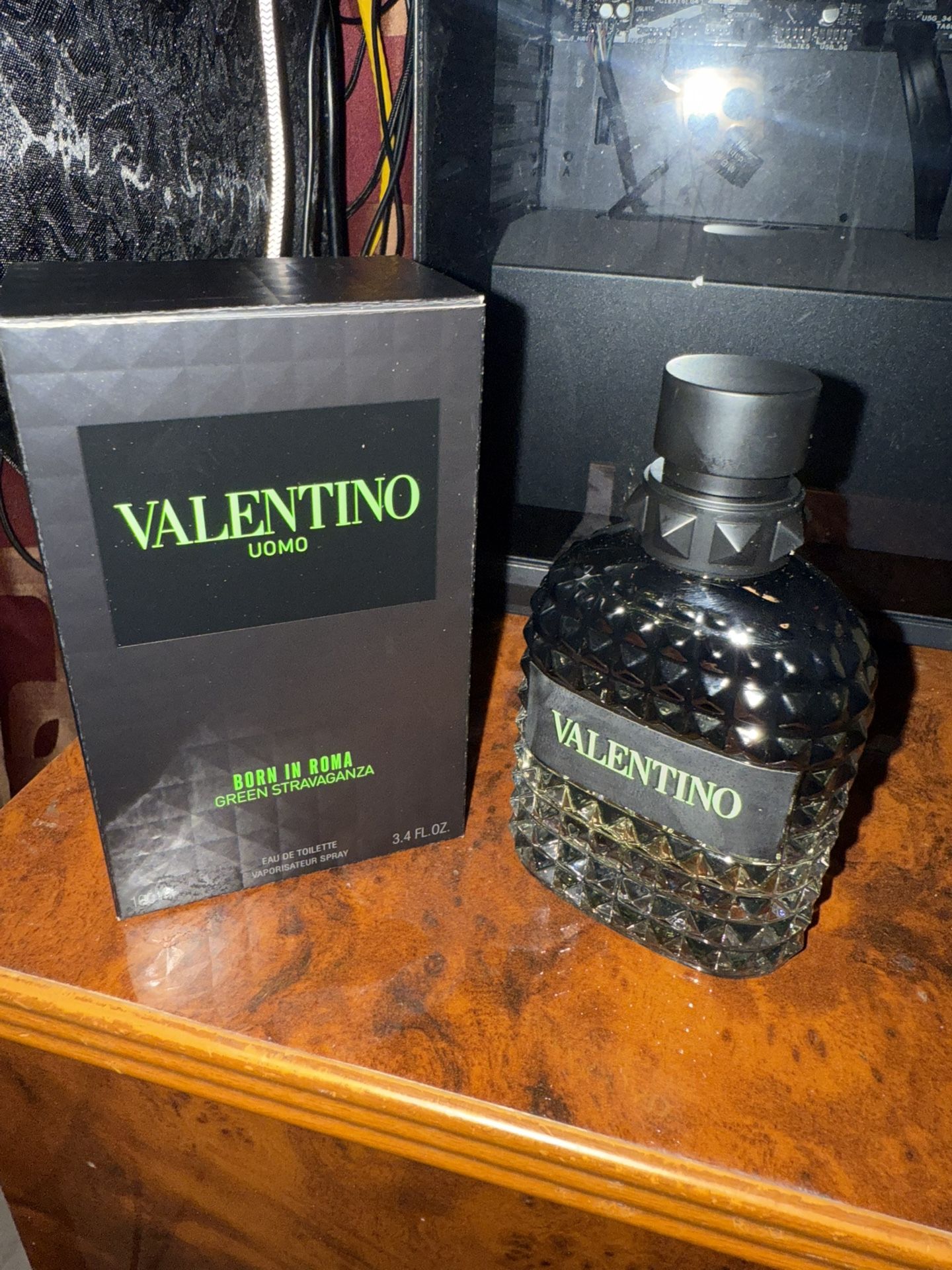 Valentino Born In Roma Green Stravaganza