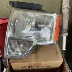 Ford F150 Headlights 