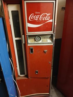 Old COKE,PEPSI Machines