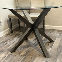 Dining room table