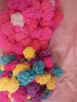 Yarn Pom Pom Garlands Set