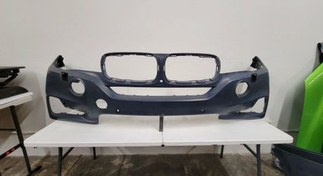 2014 2015 2016 2017 2018 BMW X5 BASE F15 FRONT BUMPER COVER OEM
