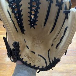 Rawlings Heart Of The Hide Outfield Glove 