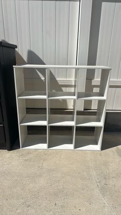 Cubby shelves