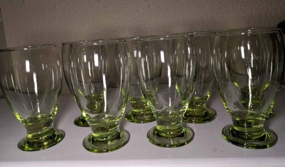 Vintage Green footed water goblets (READ DETAILS IN DESCRIPTION)