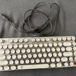 Keyboard For Sale! $10