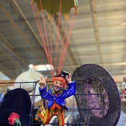 Vintage Handcrafted Parachimtg Clown 