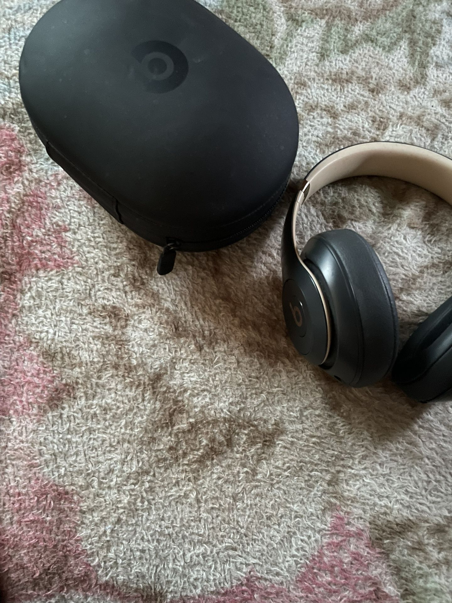Beats By Dre Headphones