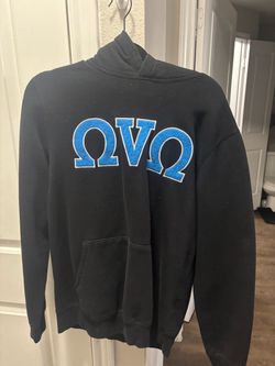 Drake. OVO sweater