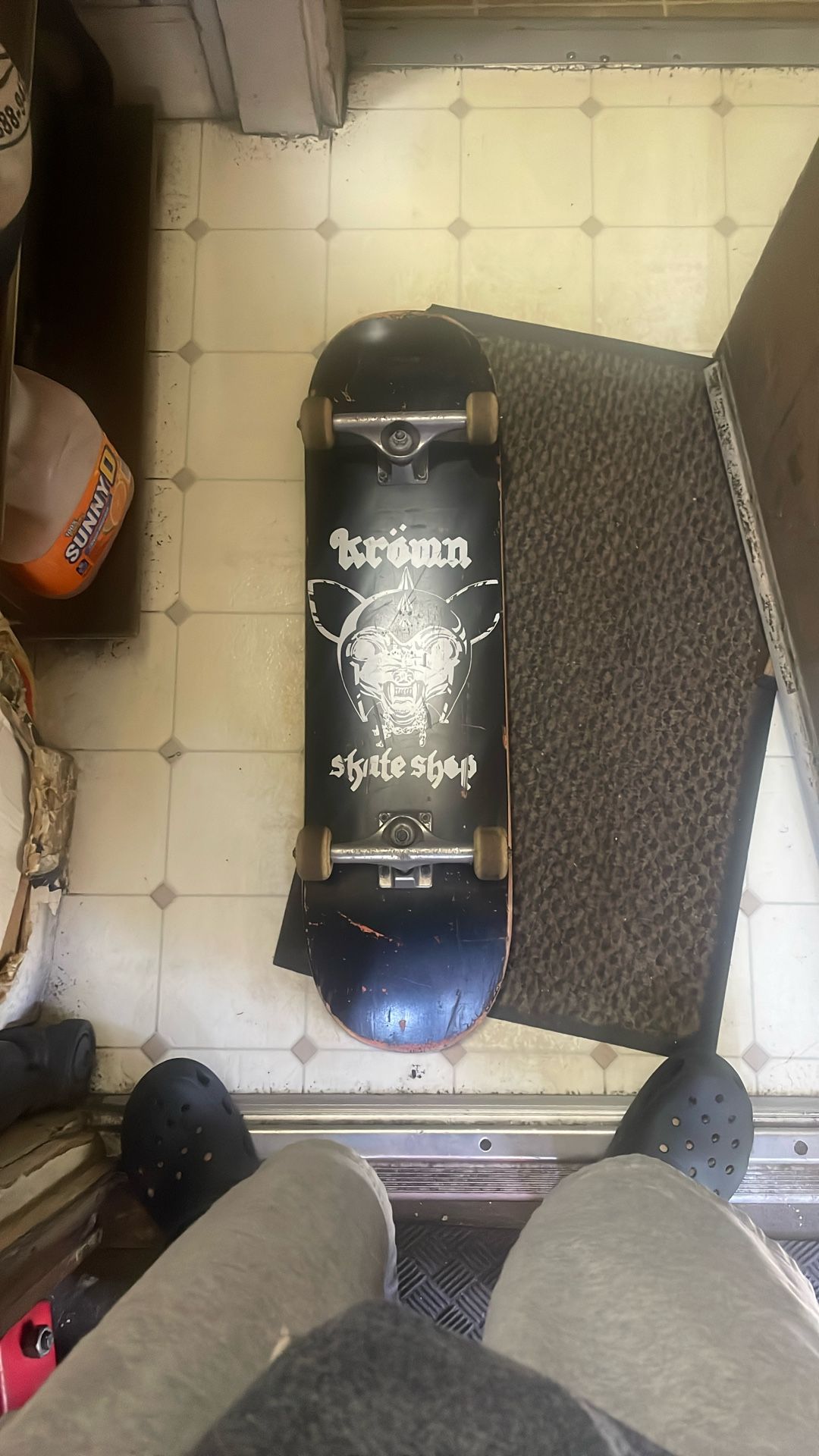 Known Shop Skateboard