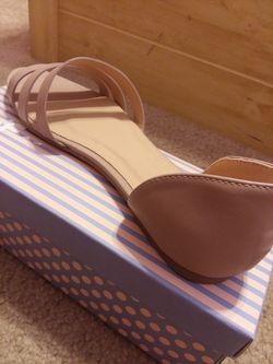 New in Box Pink Sandals Size 10