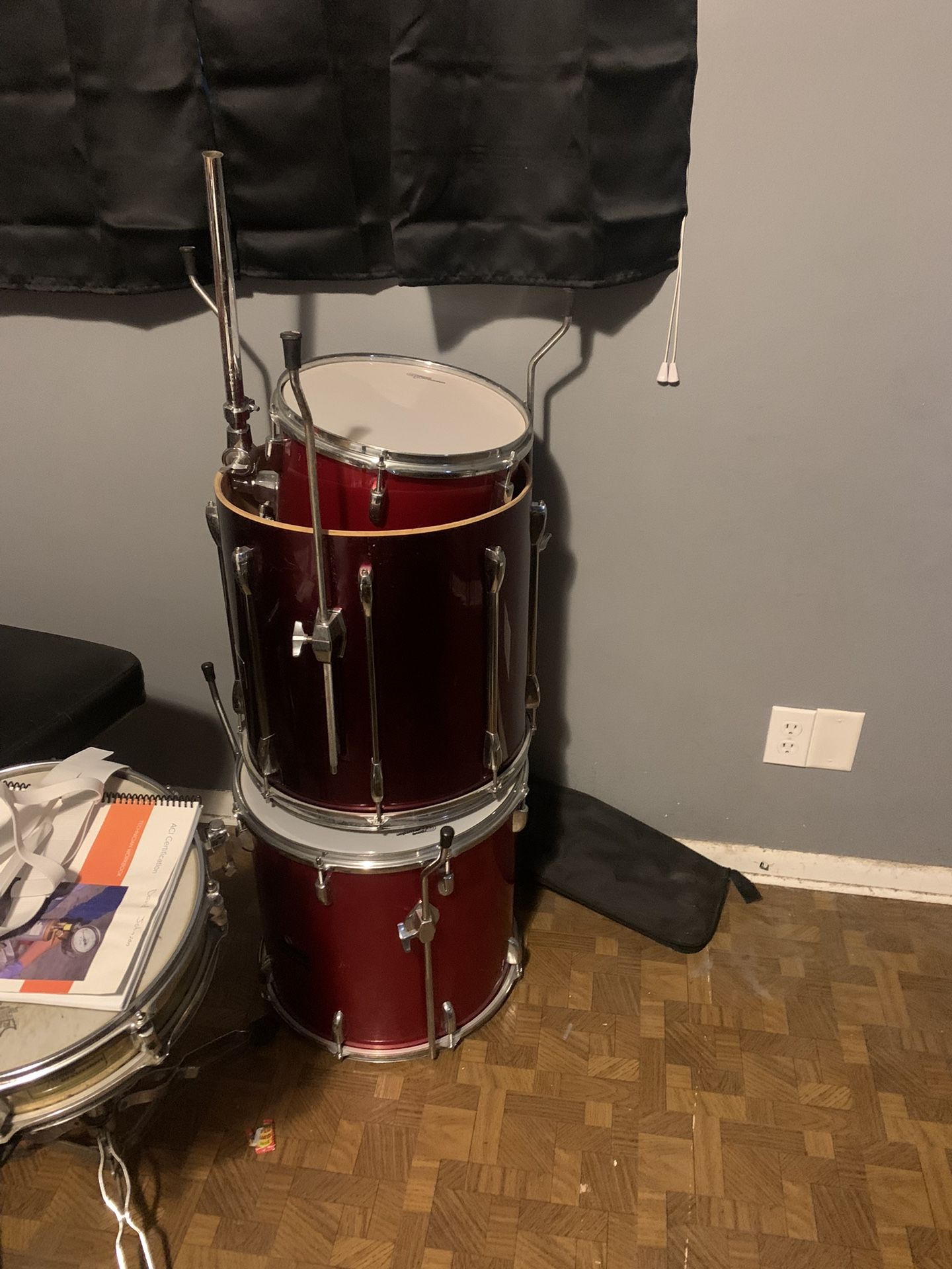 Groove percussion 6 Piece Drum Set With Cymbals/hardware for Sale in