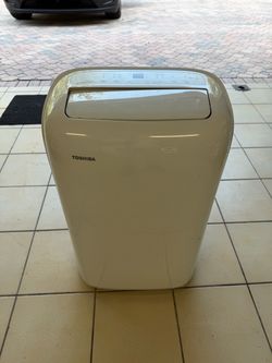 Toshiba 12,000 BTU Portable Air Conditioner - Like New