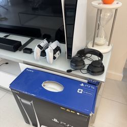 PS5 Digital 2 controller +  headset