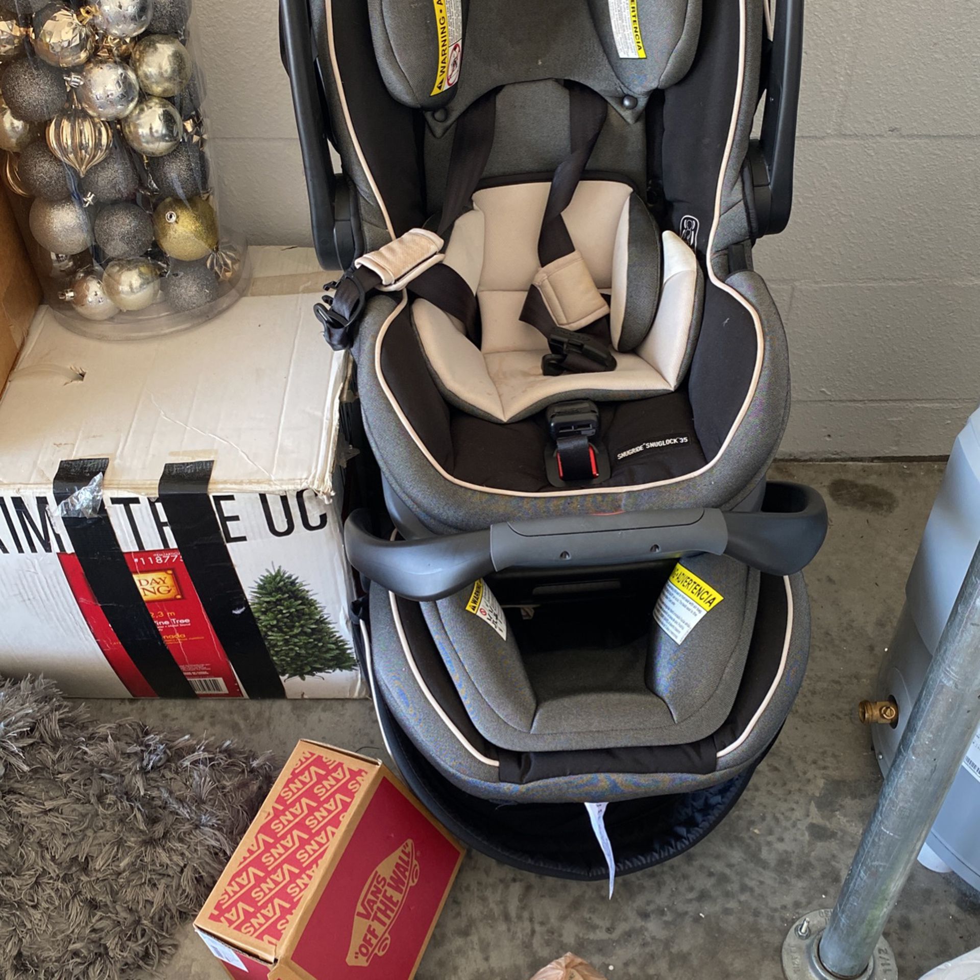 Baby Car Seat- Free 