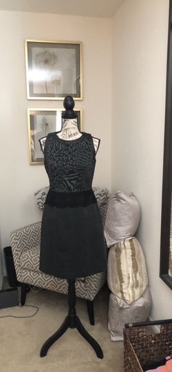 Size 4 Dillards dresses