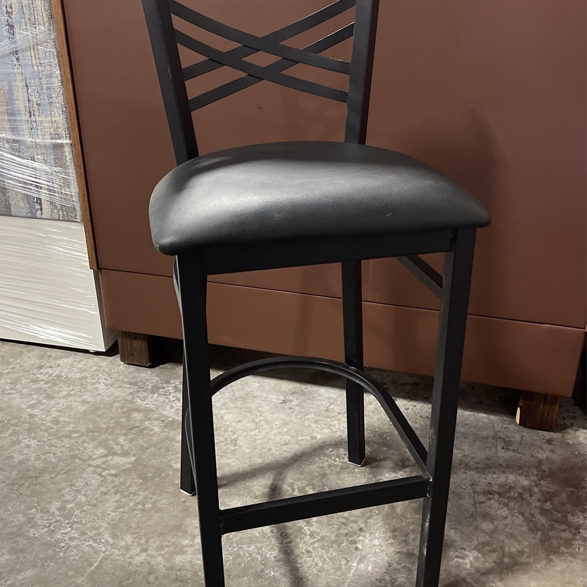 Restaurant Metal Barstool With Black Vinyl Cushion