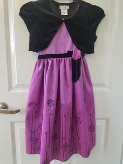 Girls size 10 Easter dress.