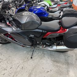 2024 Suzuki GSX-R1300