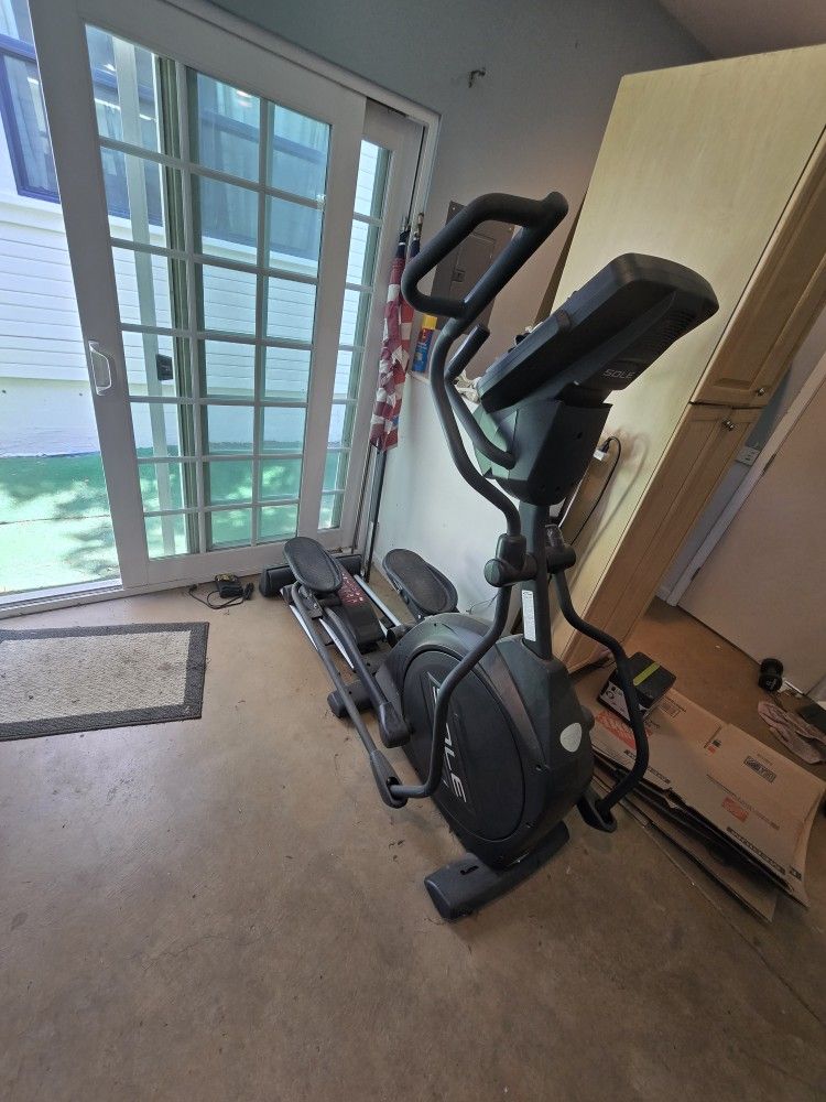 Sole E55 Elliptical