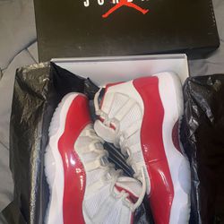 Jordan 11 cherry size 9