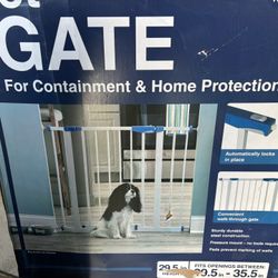 Pet Gate/ Baby Gate