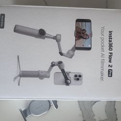 🎥 Insta360 Flow 2 Pro + iPhone MagSafe Mount – Like New