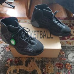 YEEZY B-BALL  SZ13