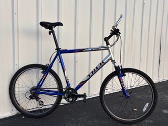 Trek Hybrid Commuter Hardtail Bike (XL)