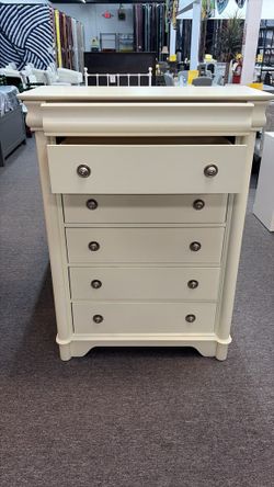 Beige Chest