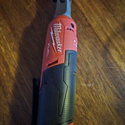 Ratchet m12 milwaukee fuel