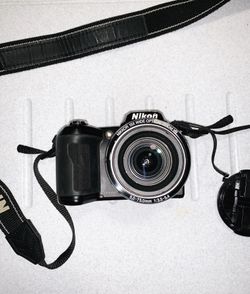 **OPEN TO OFFERS** Nikon Coolpix L110