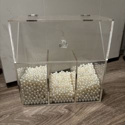Clear Box Of Beads To Stand Up Makeup Brushes