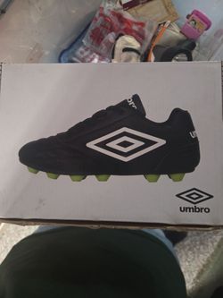 Kids soccer shoes