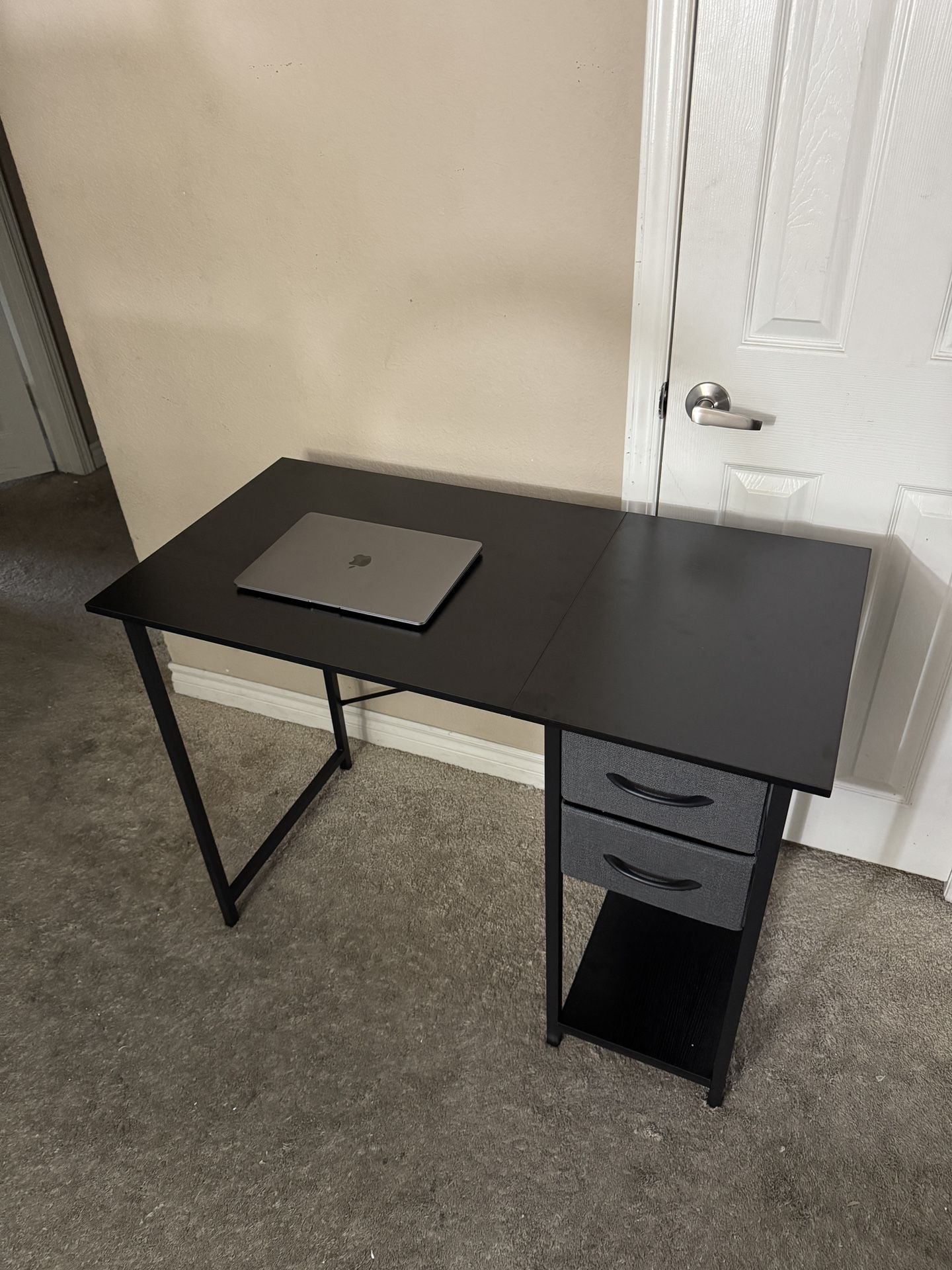 Black Small Desk With Drawers