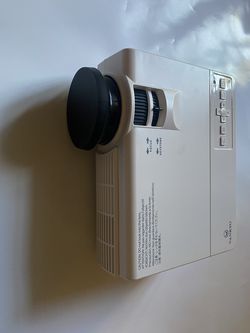 VANKYO Portable Projector w/ Case, Remote & Cables