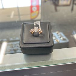 Rose Gold Diamond Ring 