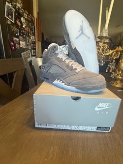 Jordan 5 Wolf Grey Size 9.5