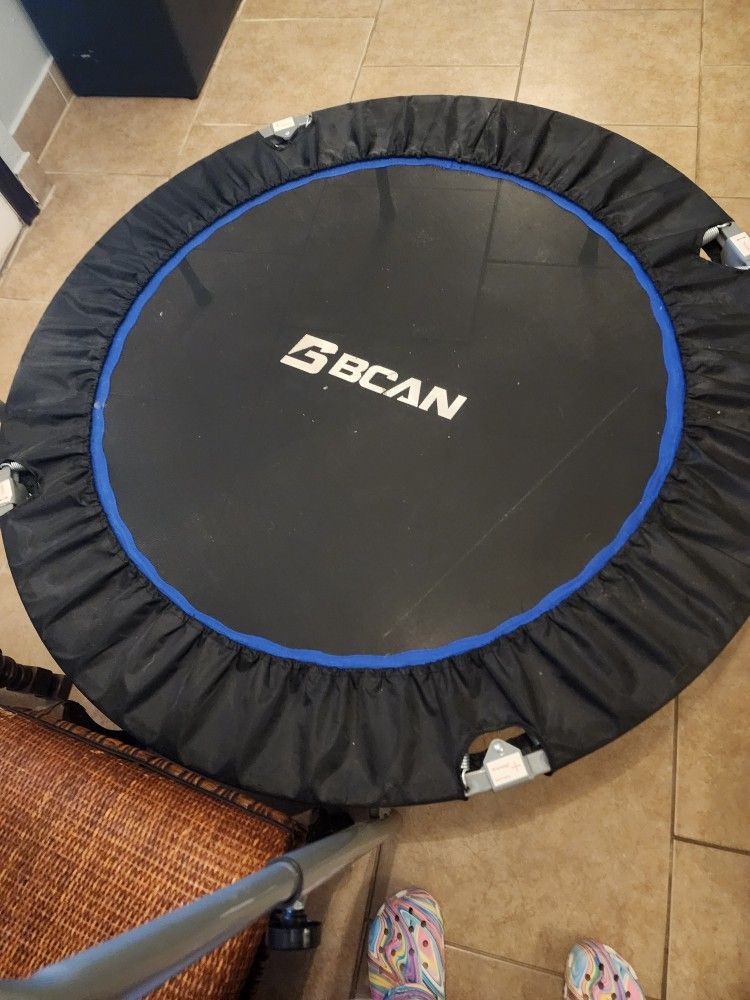 Trampoline For 350 Pounds!