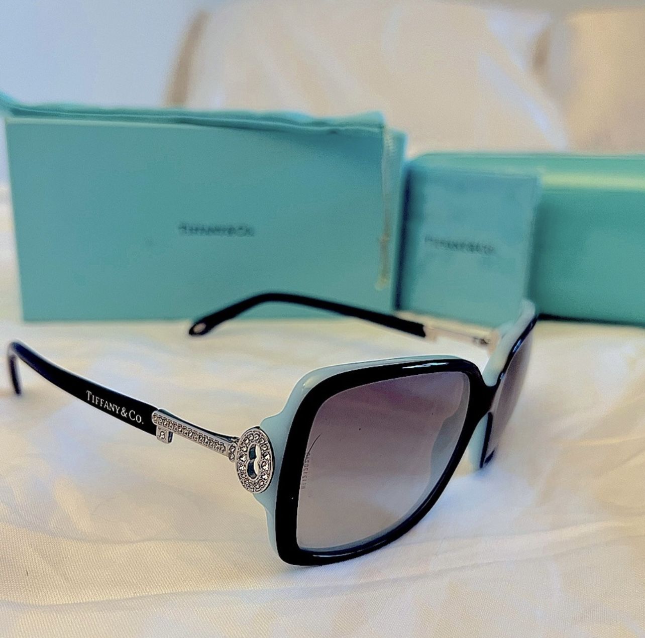 Woman’s Tiffany SunGlasses