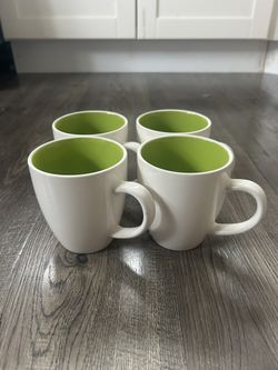 Set of 4 Rachael Ray Mugs