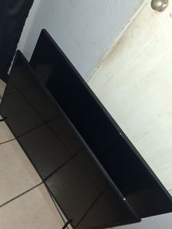 2 flat tv one control