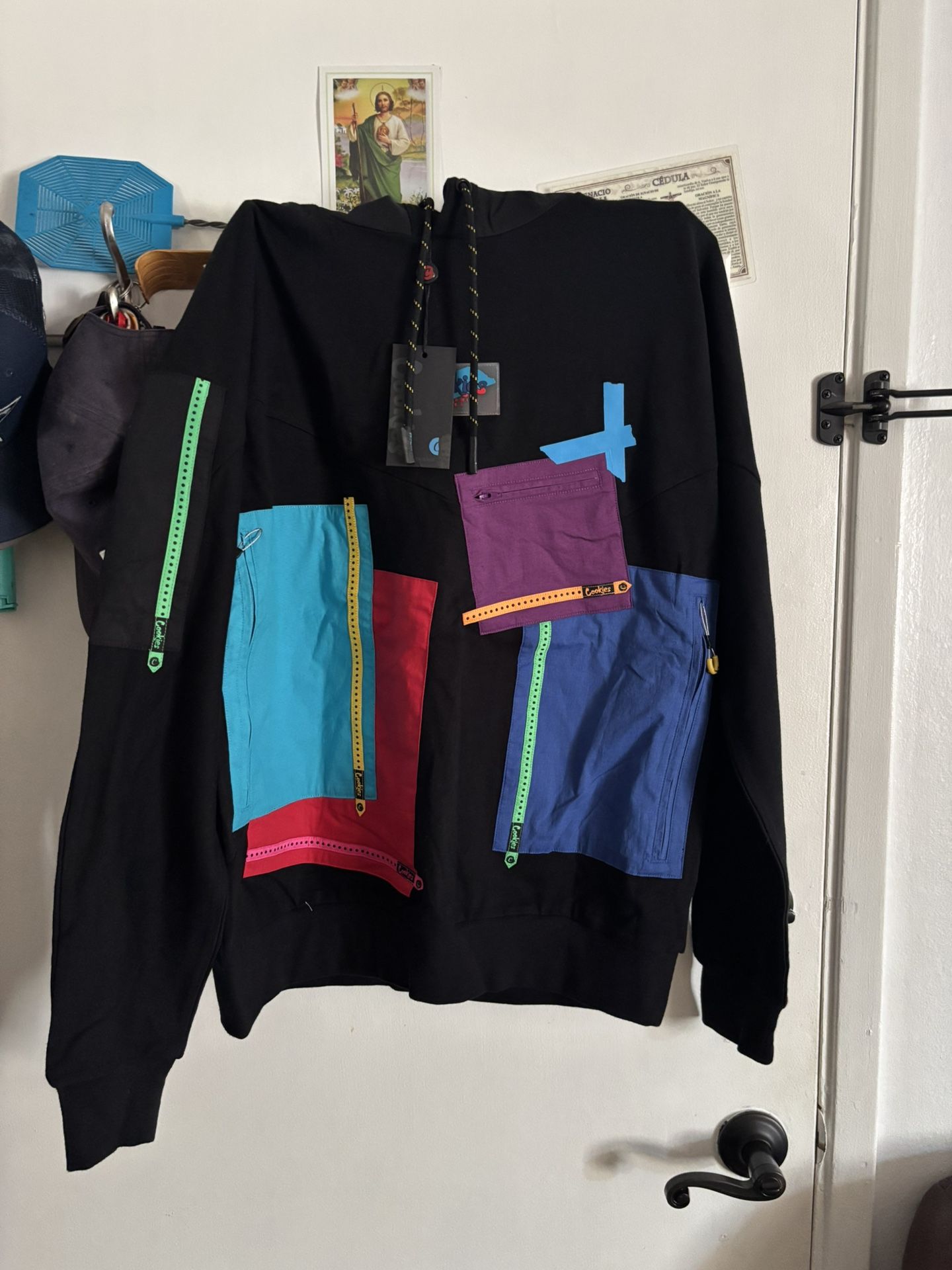 NWT Cookies Worldwide 1983 Men Medium Hoodie